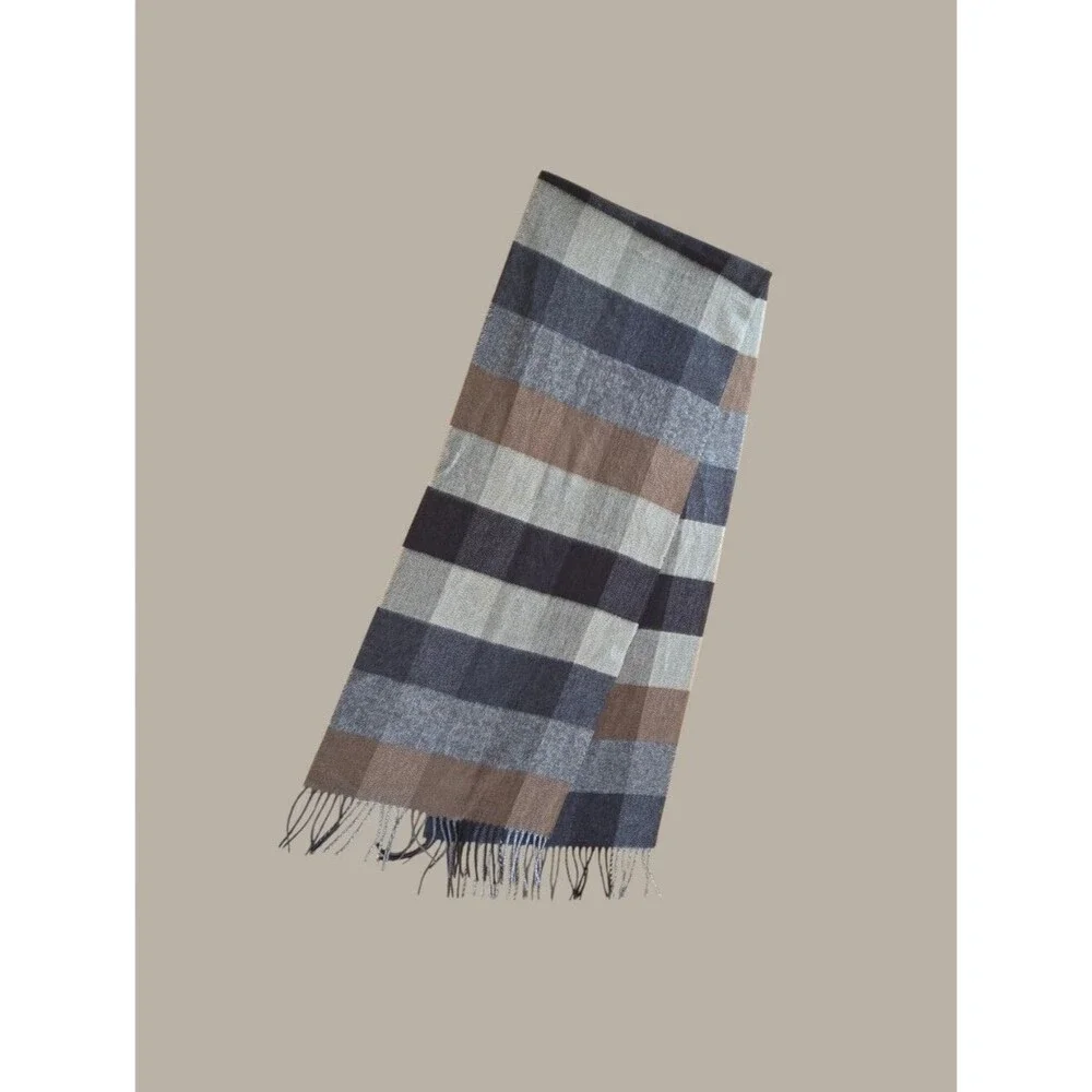 V. FRAAS neutral colored